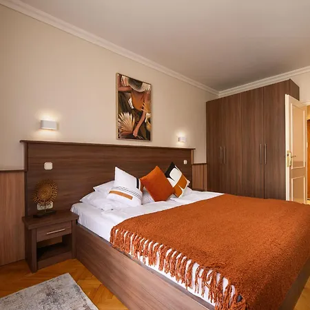Apartment Szilfa Etterem Mariann *