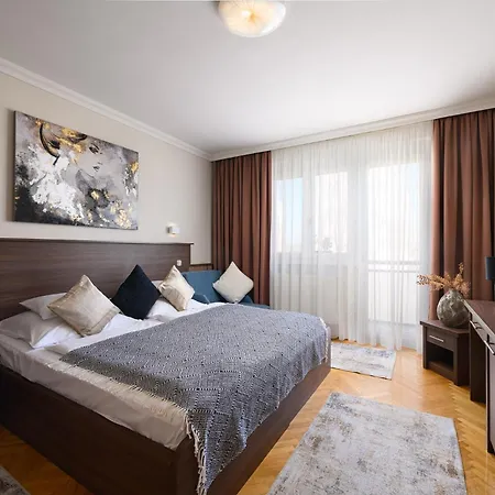 Apartment Szilfa Etterem Mariann Hajduszoboszlo